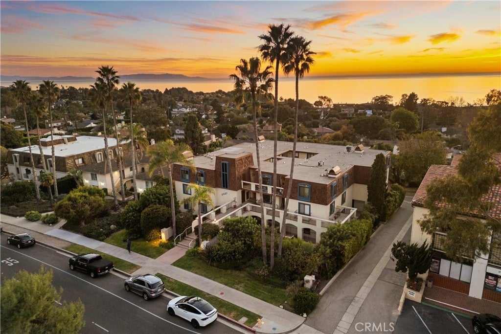2337 Palos Verdes Drive 7