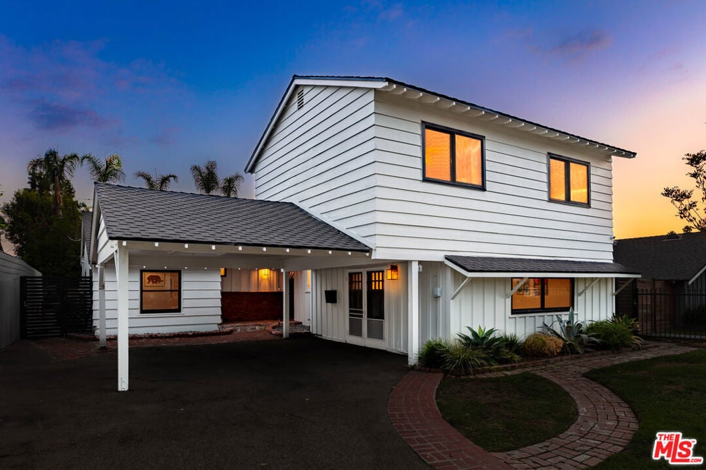 Photo of Listing #25489819