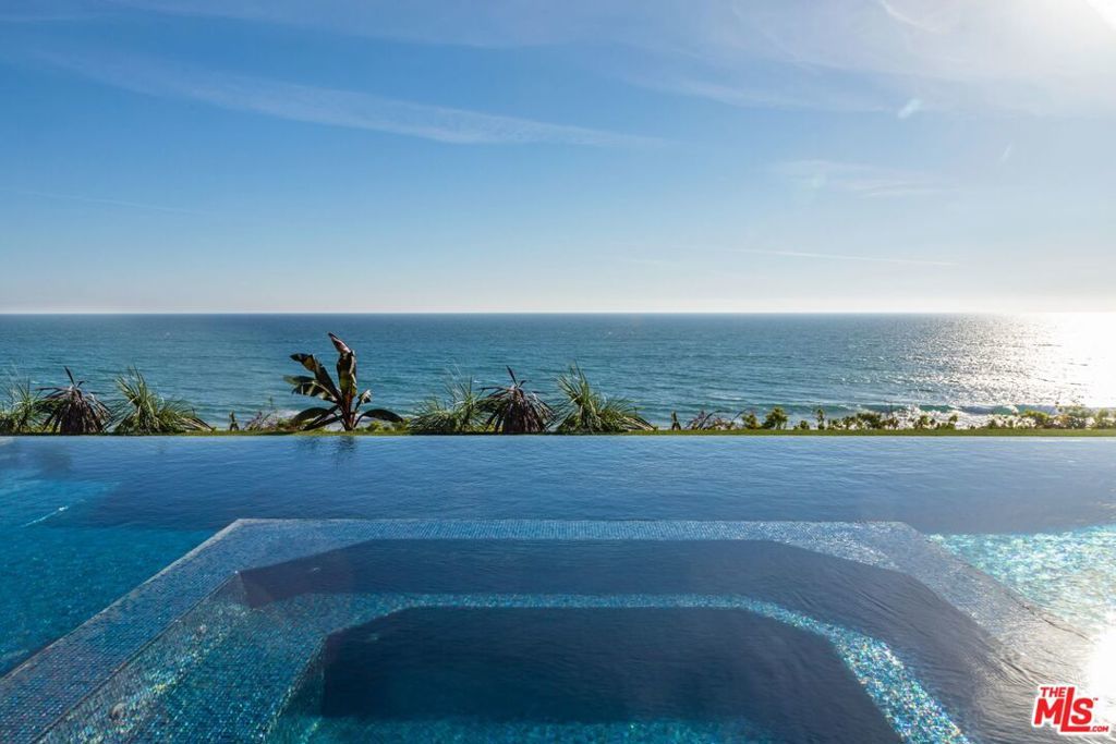 Photo of Listing #25487823