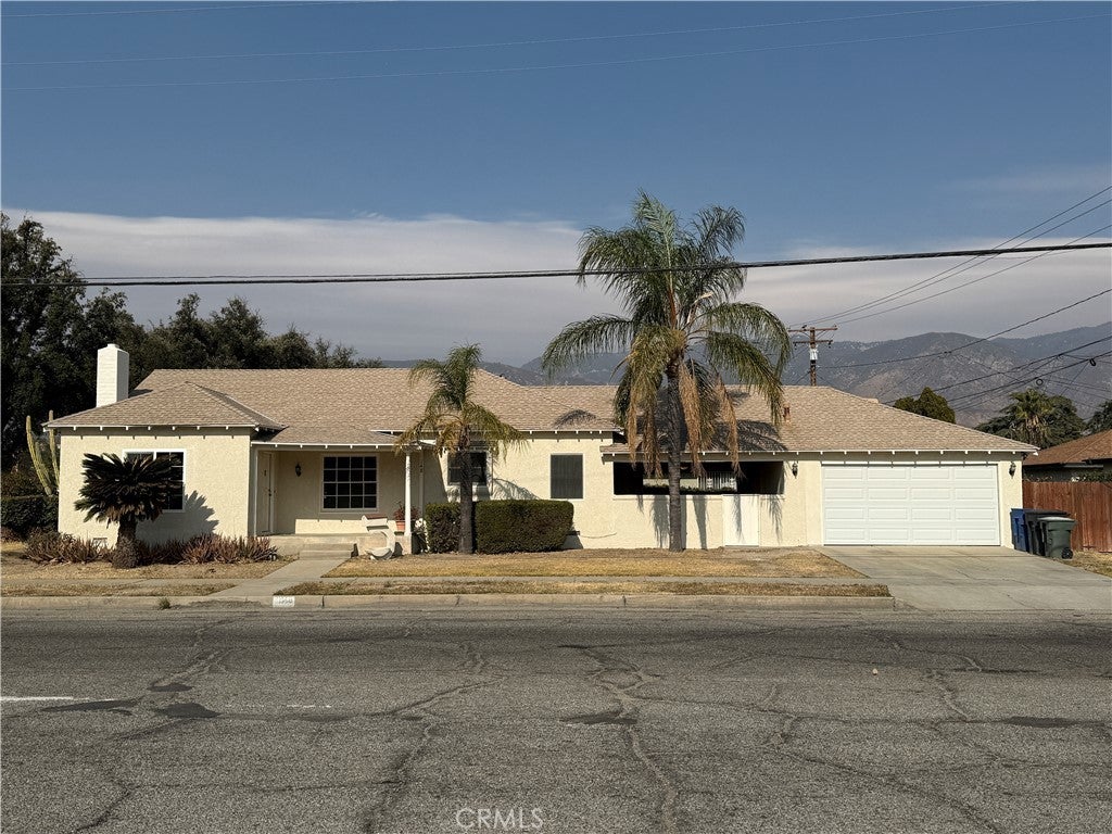 Photo of Listing #IV25019612