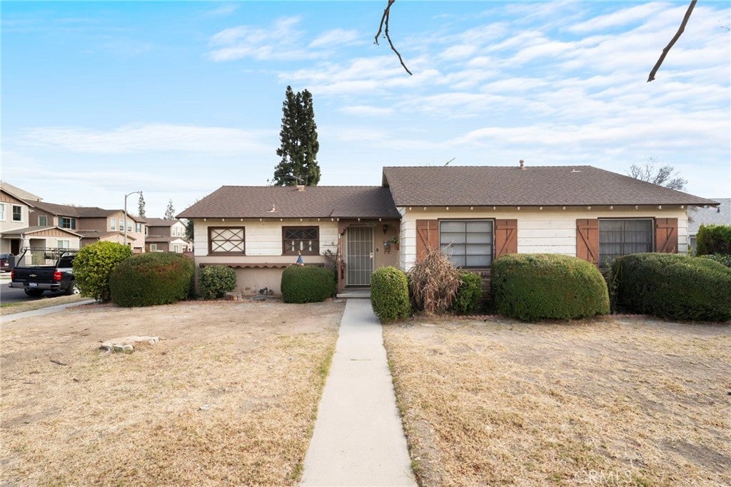 Photo of Listing #SR25019536