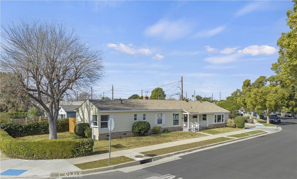 Photo of Listing #SR25019690