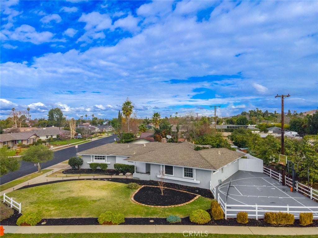 Photo of Listing #PW25018796