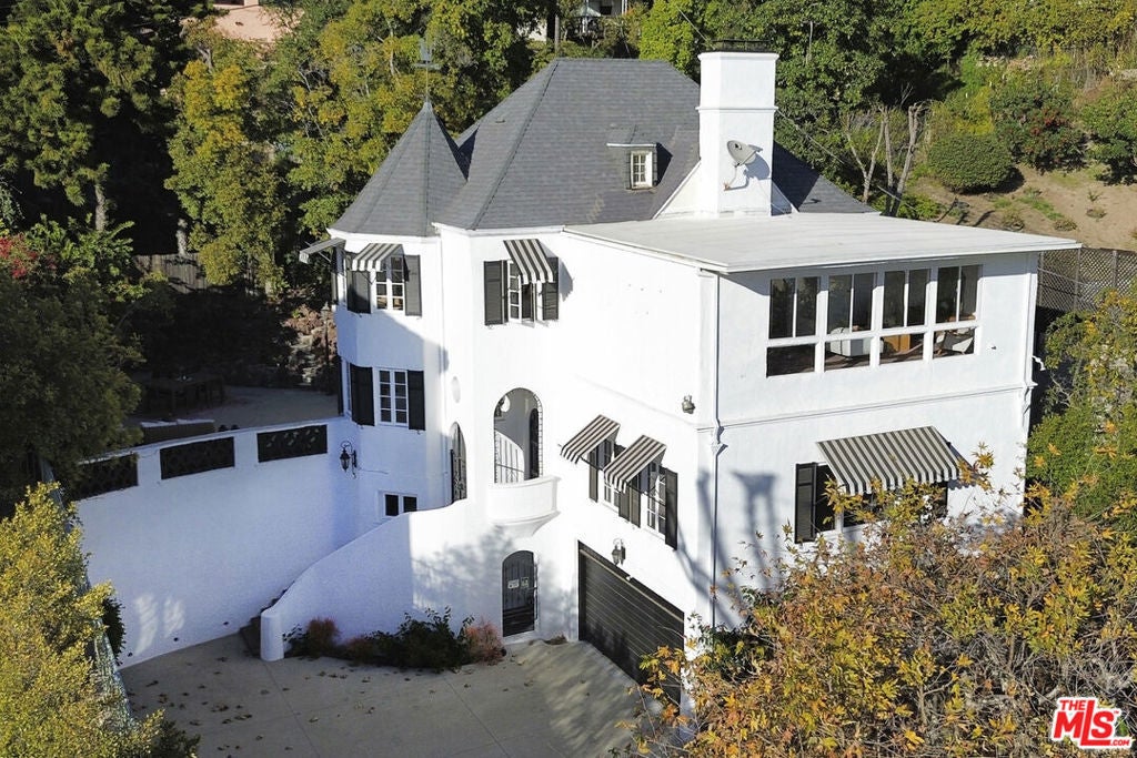 Photo of Listing #25490345