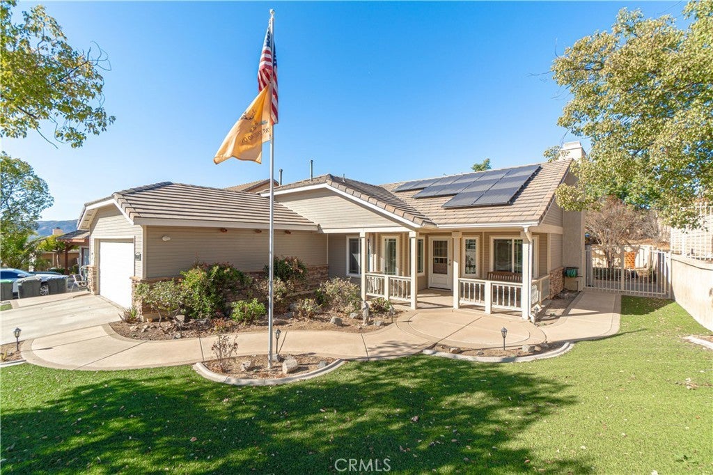 Photo of Listing #SB25019396