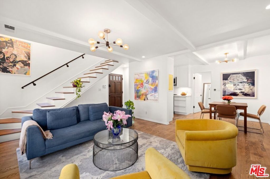 Photo of Listing #25489591