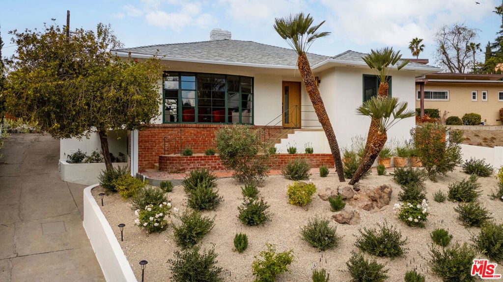 Photo of Listing #25489955