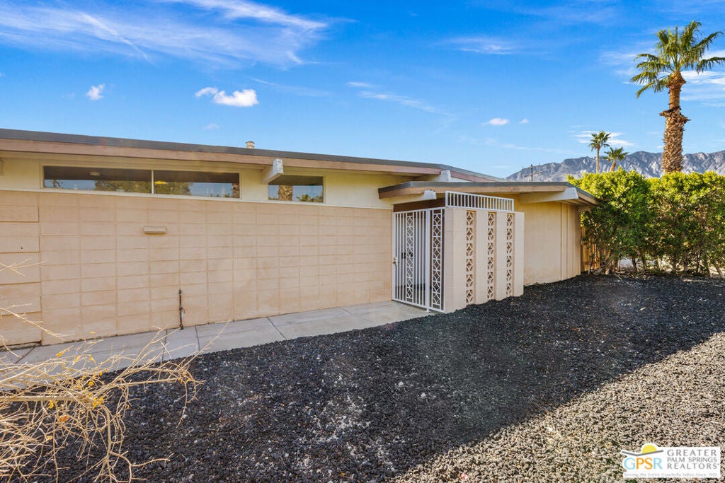 Photo of Listing #25489899