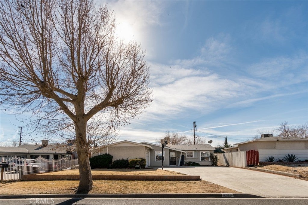 Photo of Listing #SR25020363