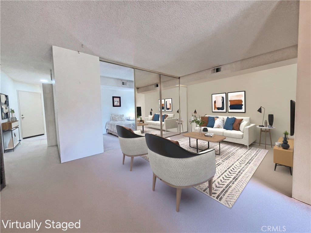 Photo of Listing #SB25011020