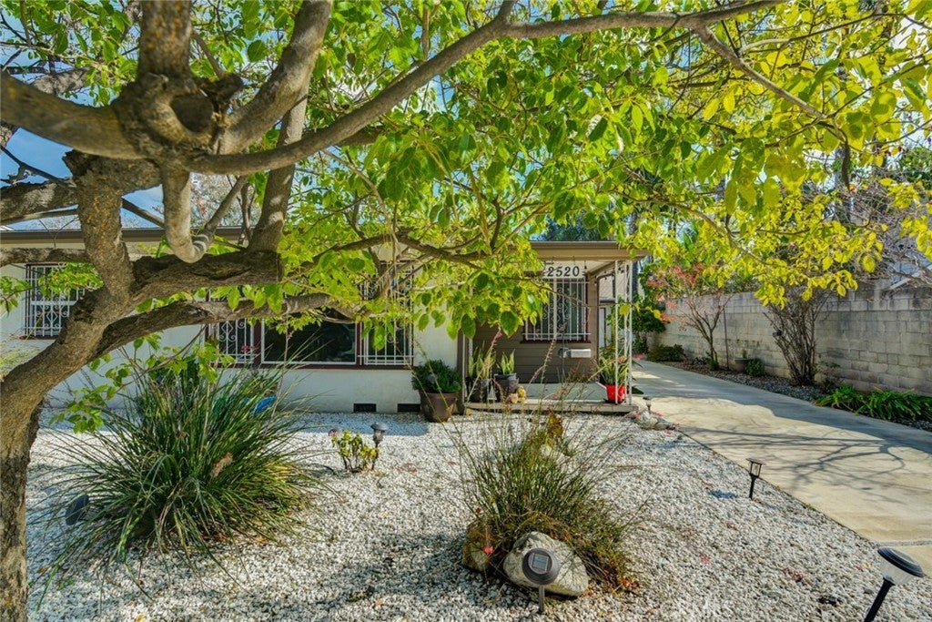 Photo of Listing #CV25020192