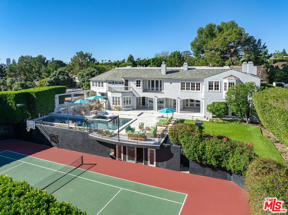 Photo of Listing #25490813