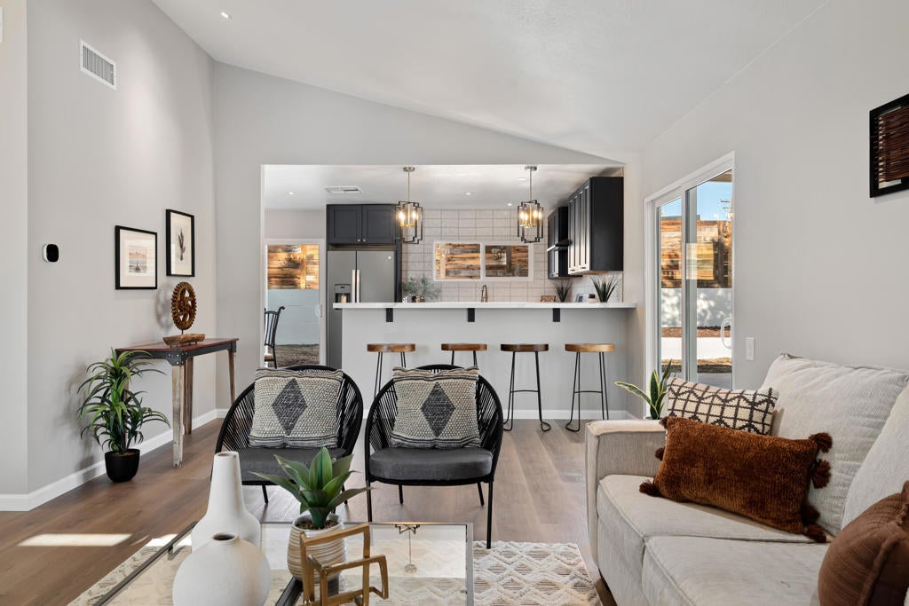 Photo of Listing #219123771DA