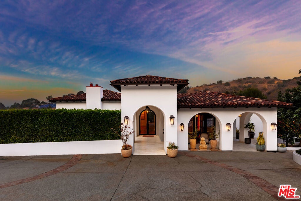 Photo of Listing #25491411