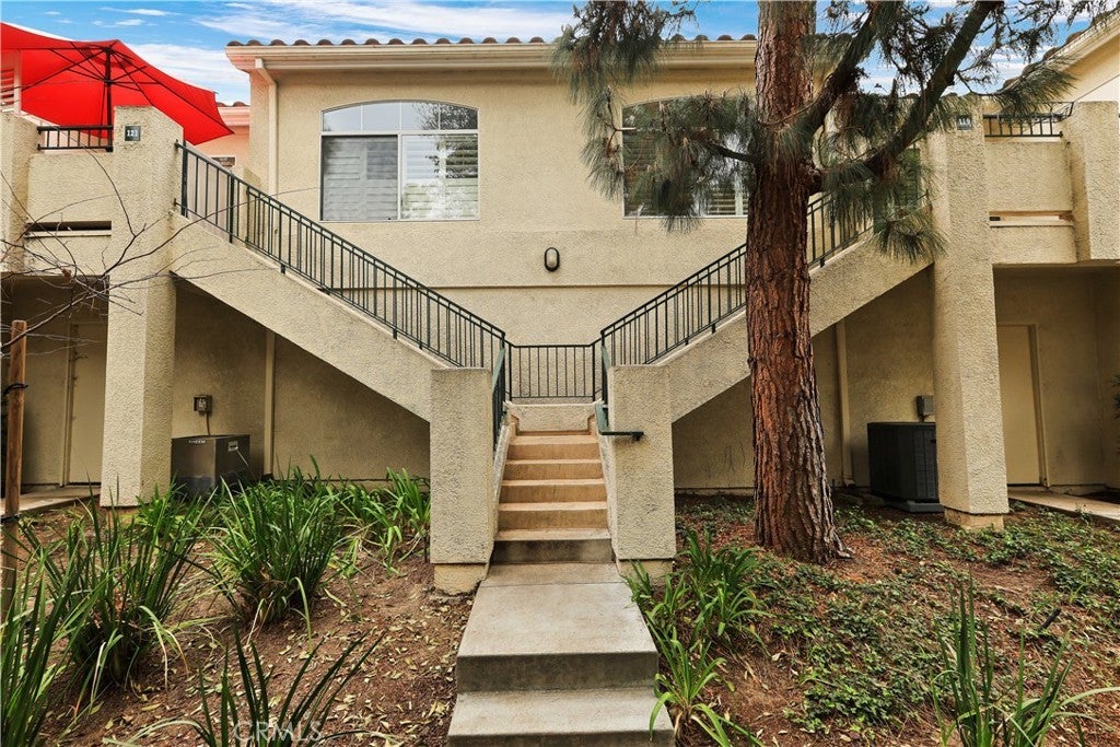 Photo of Listing #OC25021315