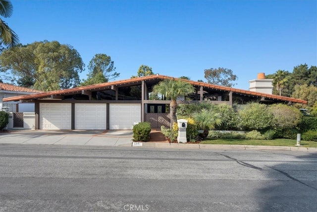 1341 Via Gabriel, Palos Verdes Estates.