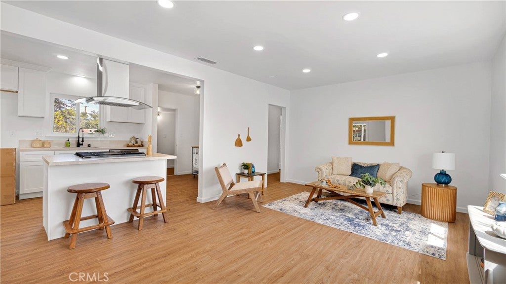 Photo of Listing #CV25021681