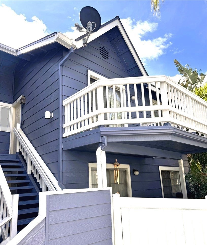 Photo of Listing #IV25005938