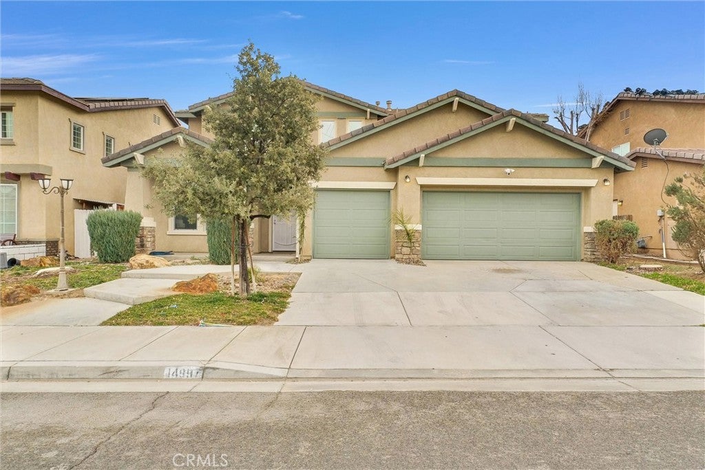 Photo of Listing #IV25019028