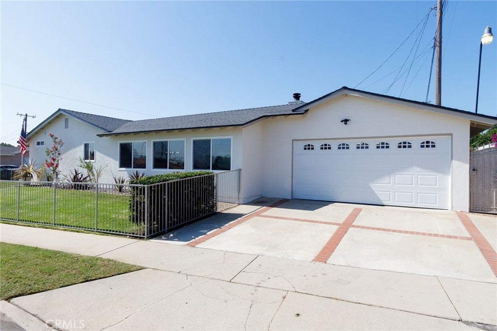 Photo of Listing #DW25021916