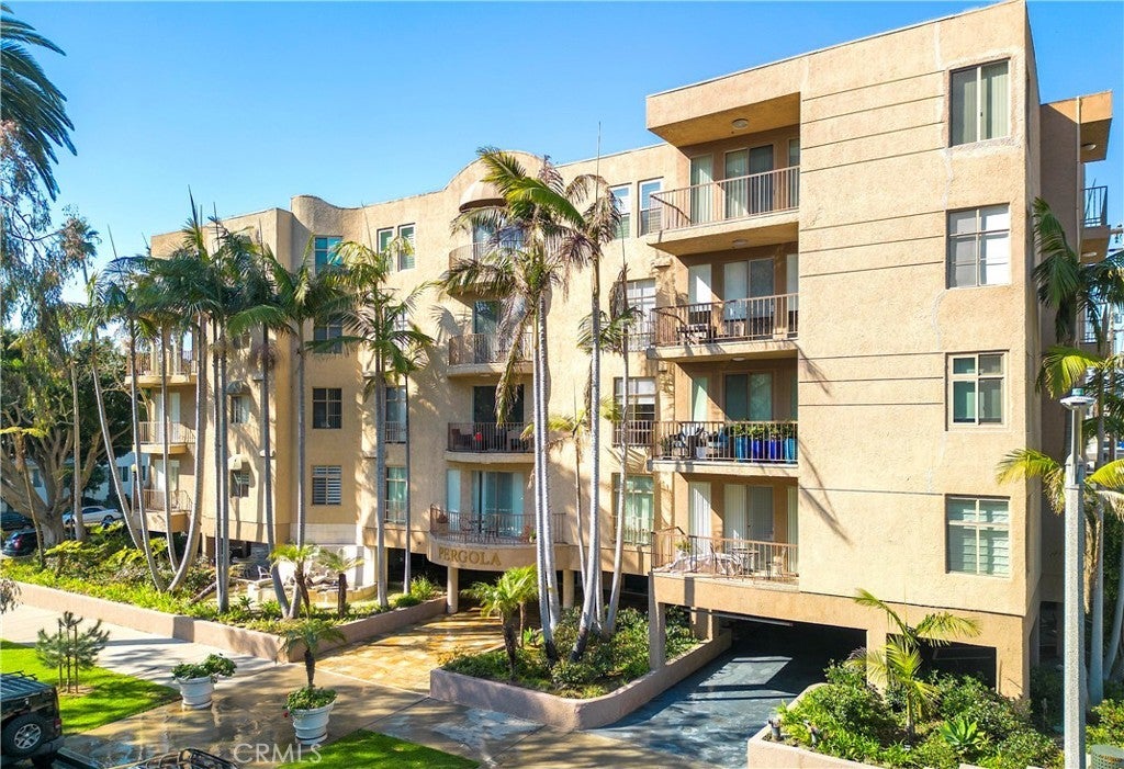 Photo of Listing #SR25018289