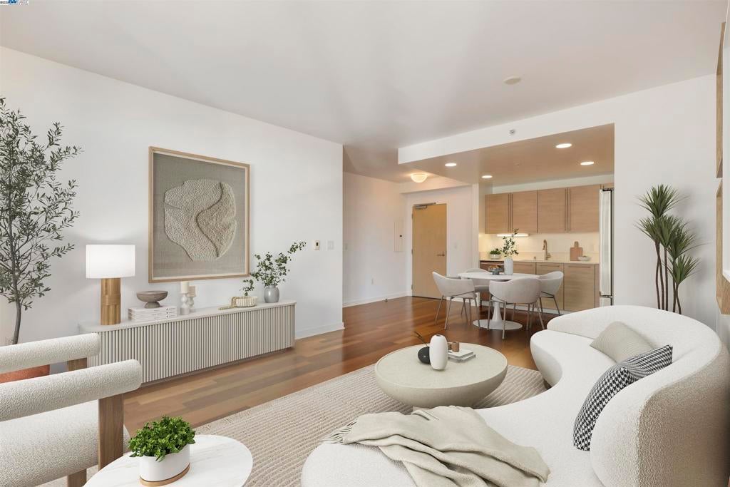 Photo of Listing #41084236