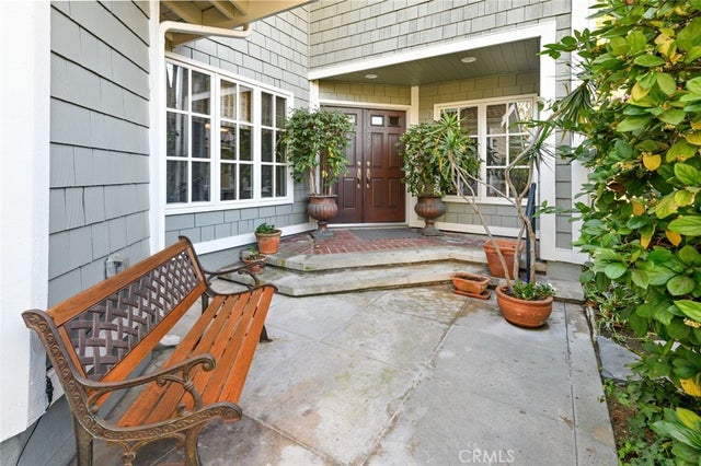 3 Evergreen Lane, Manhattan Beach.