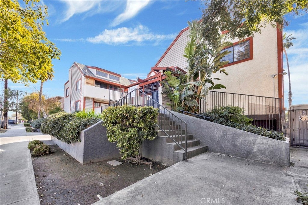 Photo of Listing #DW25021993