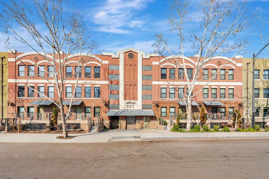 Photo of Listing #ML81992330