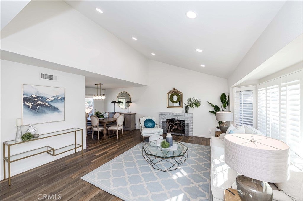 Photo of Listing #PW25022757