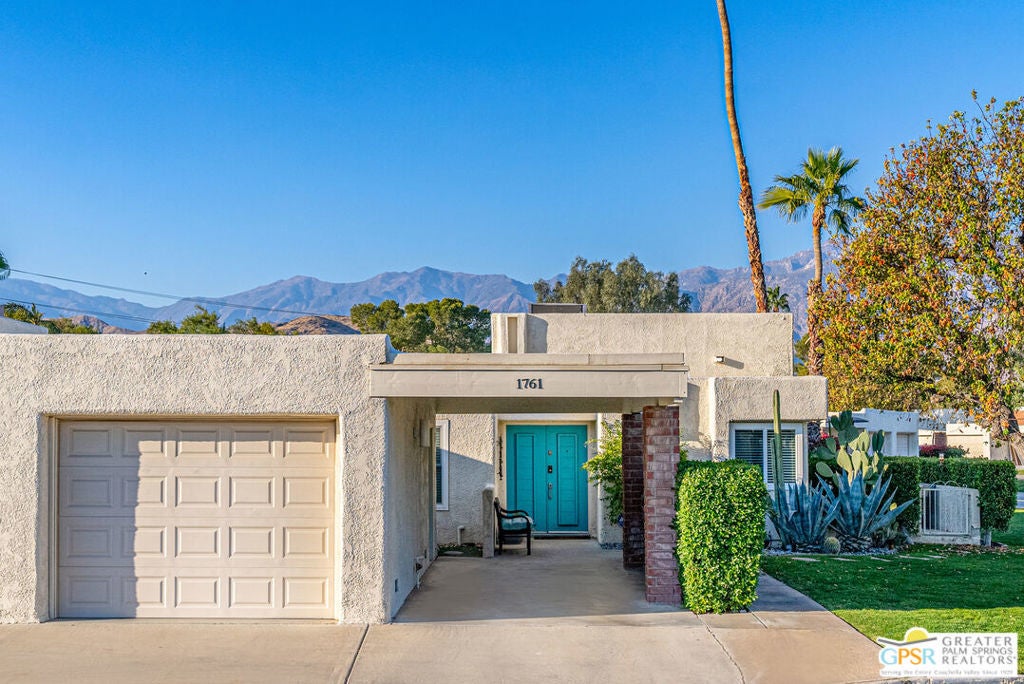 1761 Pinehurst Plaza, Palm Springs