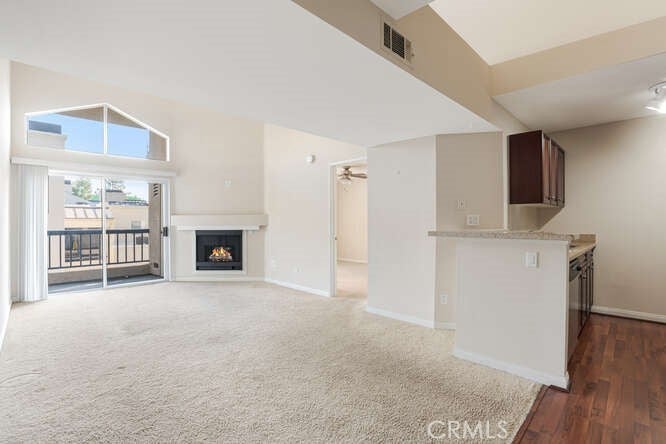 Photo of Listing #SR25017588