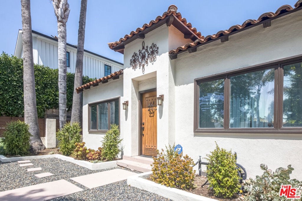 Photo of Listing #25492649