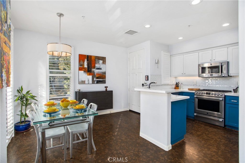 Photo of Listing #PW25019656