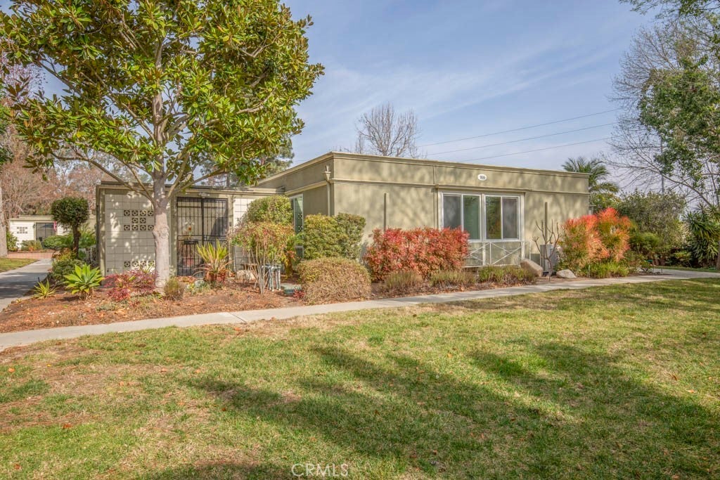 Photo of Listing #OC25023588