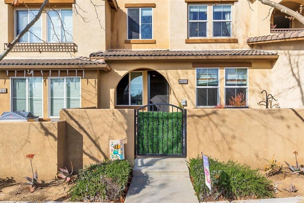 Photo of Listing #SW25023658