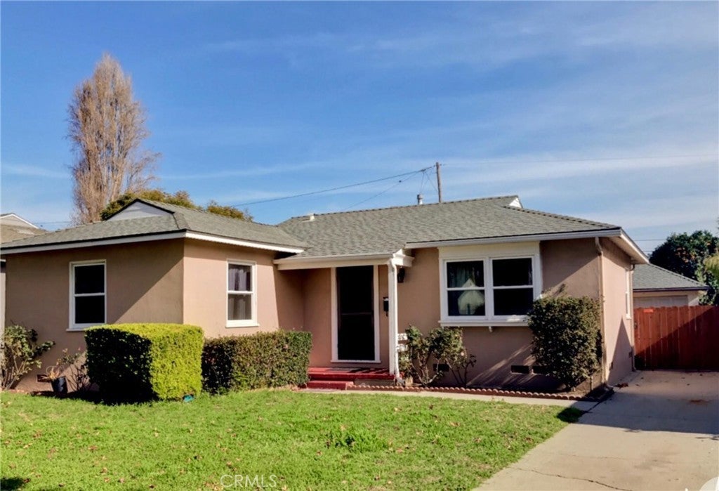 Photo of Listing #SR25023642