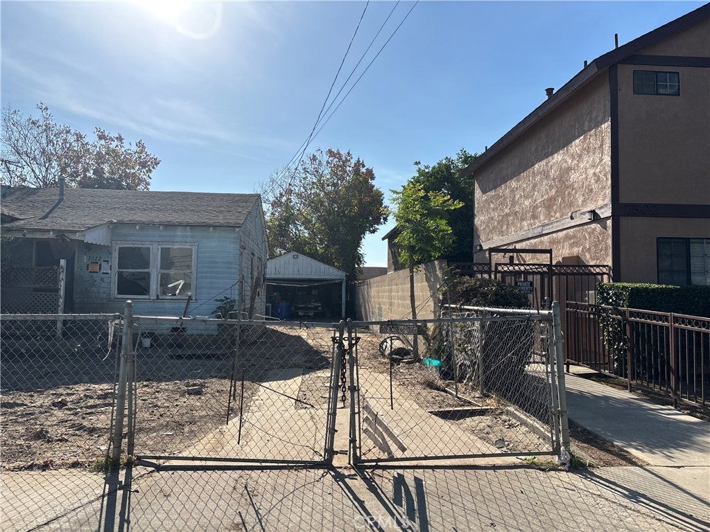 Photo of Listing #PW25023336