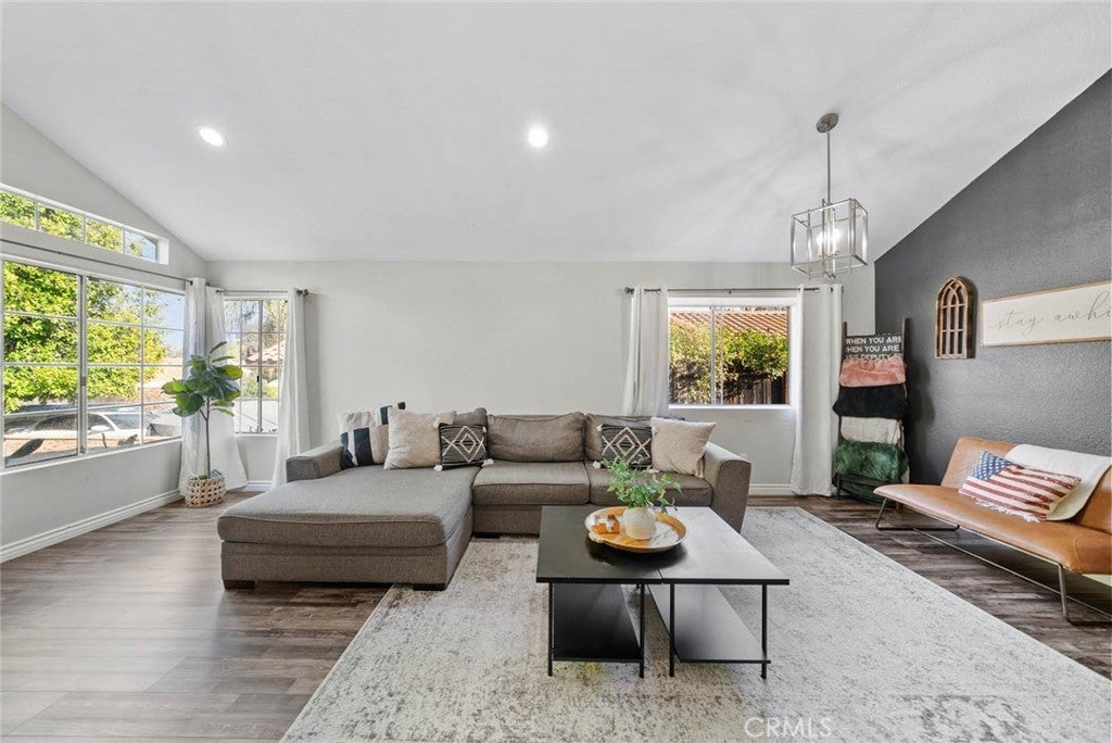 Photo of Listing #PT25023339