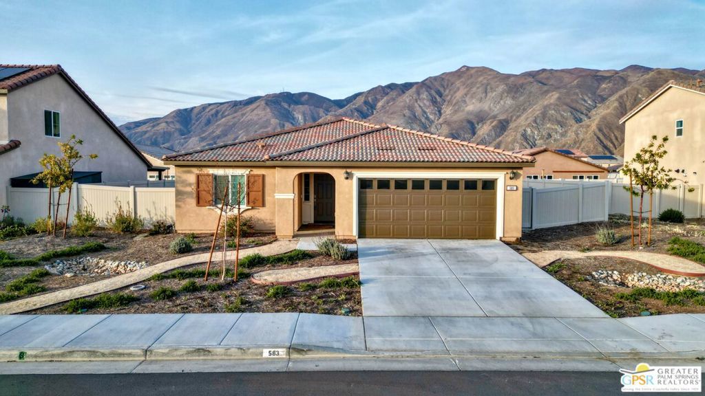 Photo of Listing #25490315