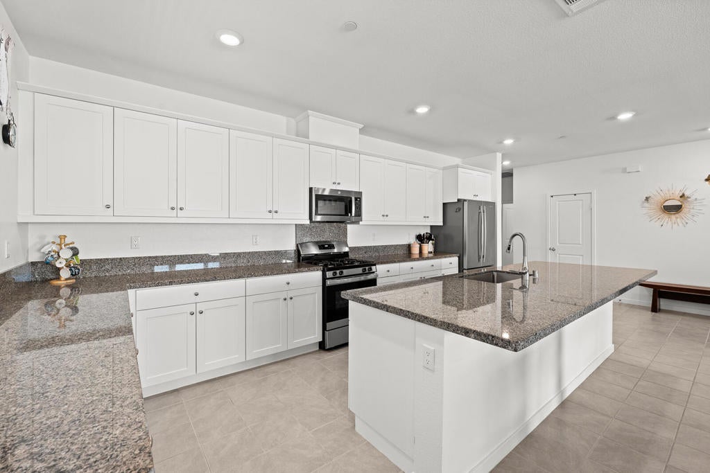 Photo of Listing #219124000DA