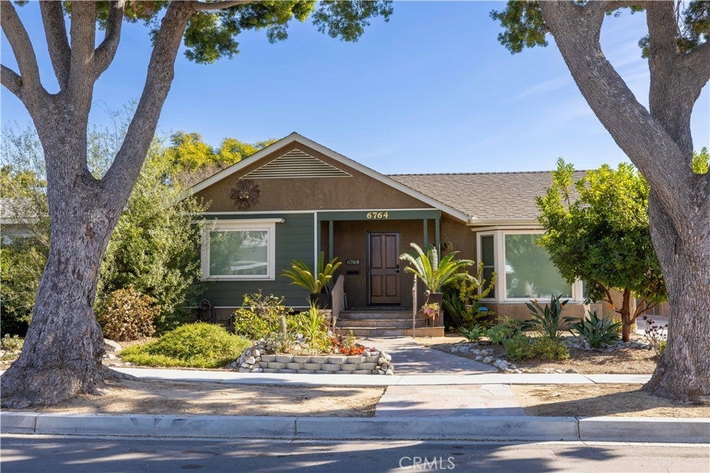 Photo of Listing #PW25023958