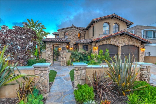 508 Larsson Street, Manhattan Beach.