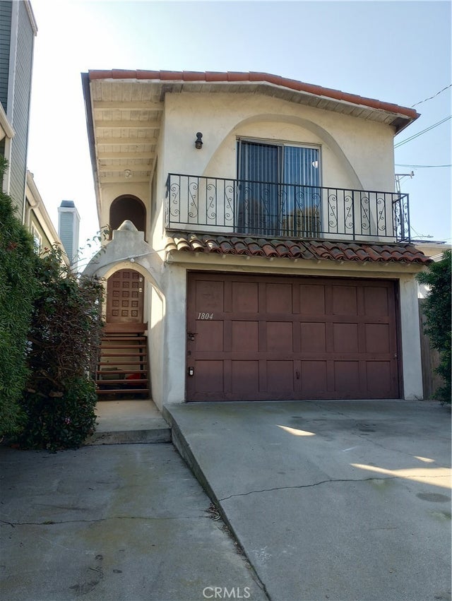 1804 Rockefeller Lane, Redondo Beach.