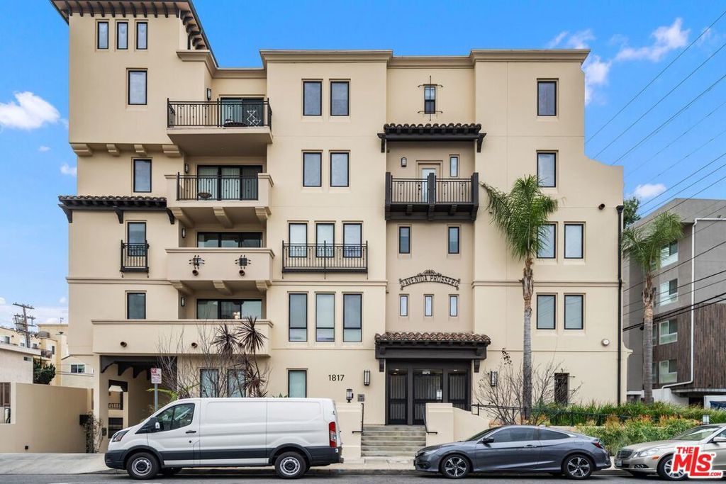 Photo of Listing #25493017