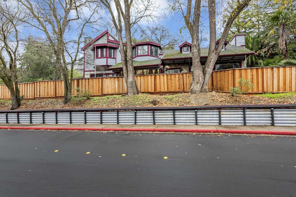 Photo of Listing #41084472