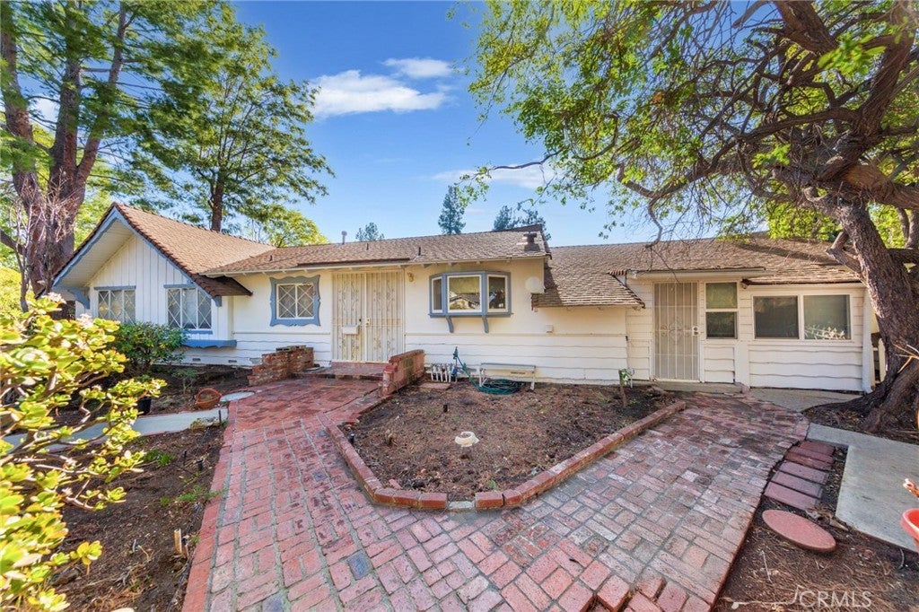 Photo of Listing #SR25023204