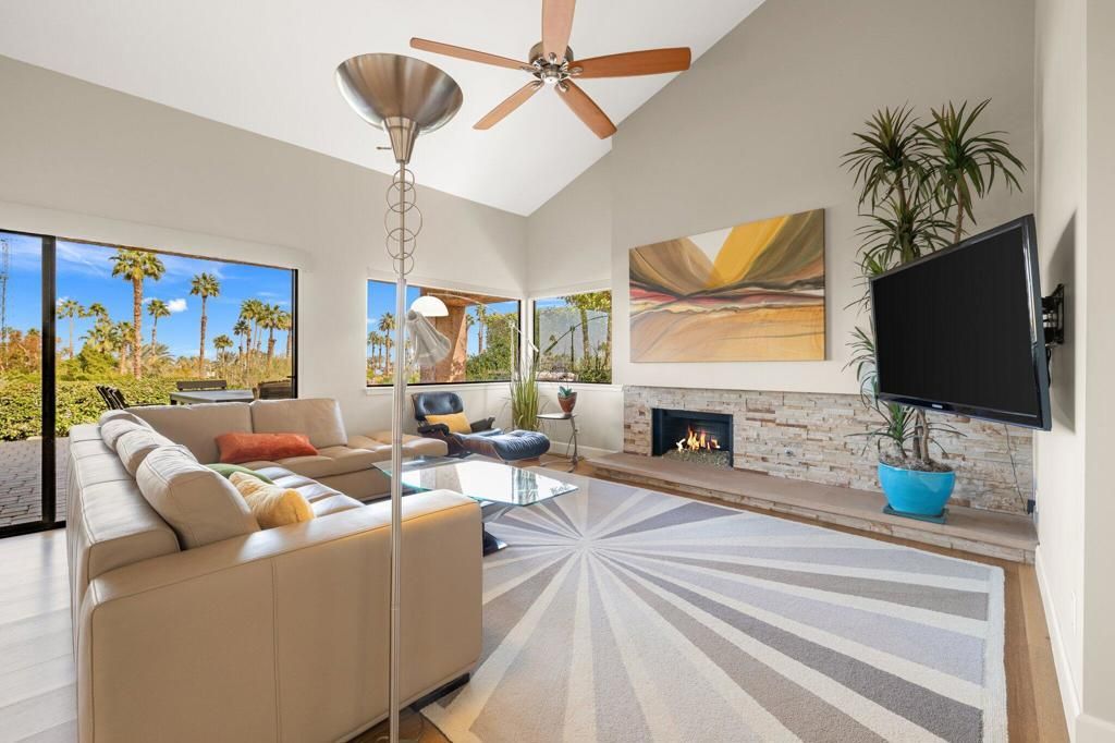 48628 Sundrop Court, Palm Desert
