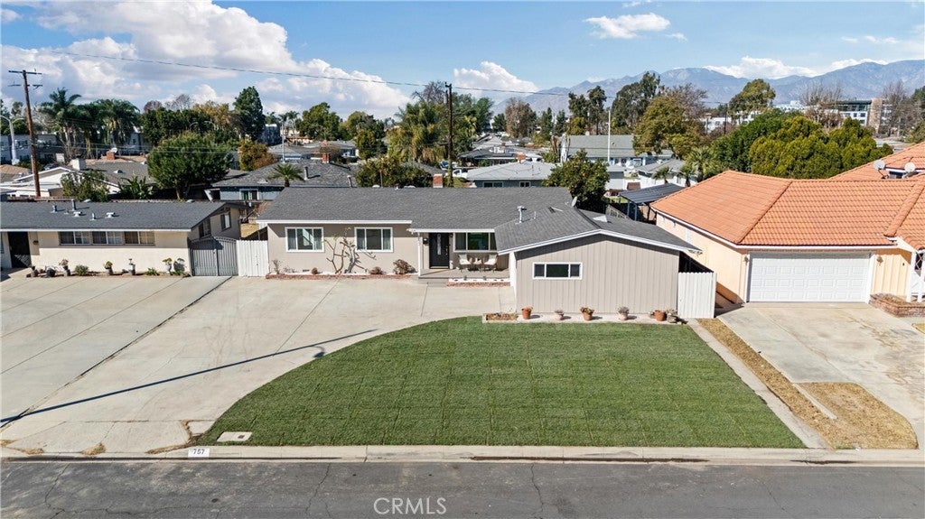 Photo of Listing #DW25020268