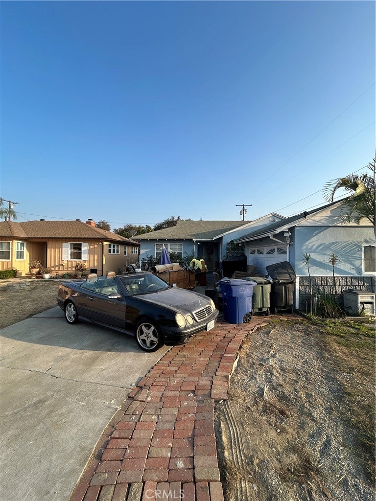 Photo of Listing #DW25025237